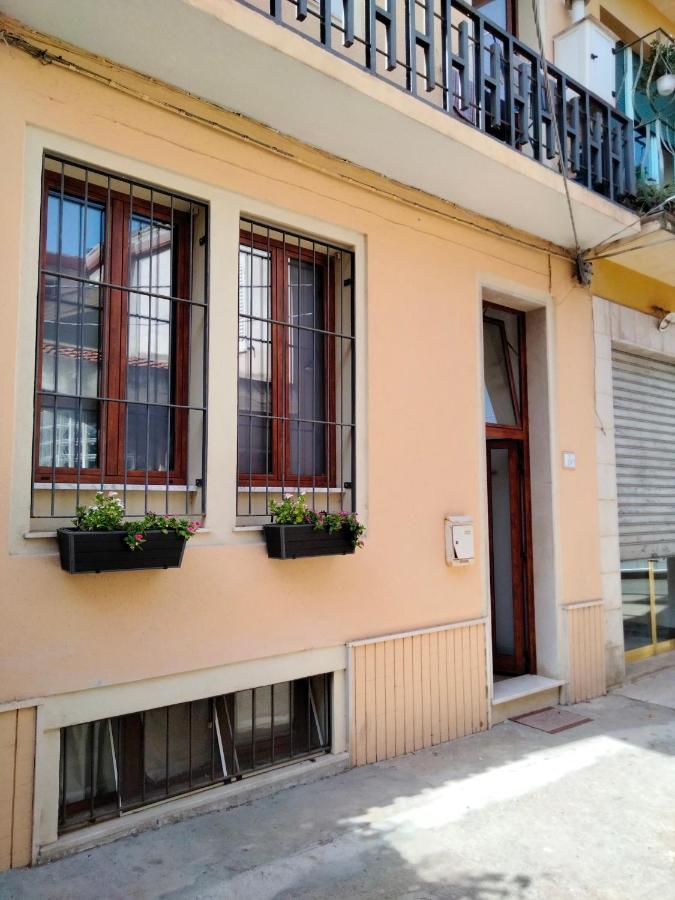 ヌーオロLa Casa Di Saraアパートメント エクステリア 写真